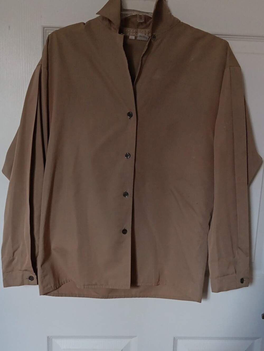 SIZE6 Vintage.Perry Ellis Casual Tan Button-Down Shirt